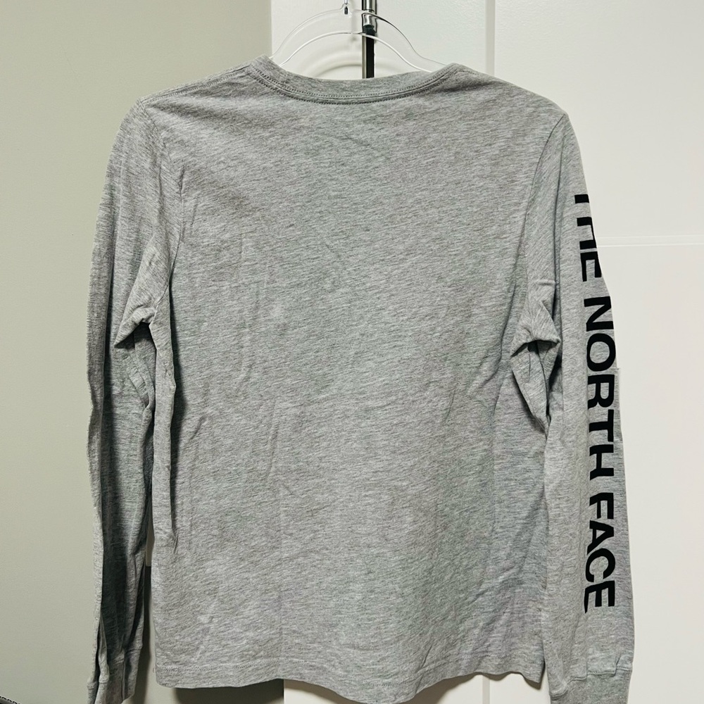 The North Face Light Gray Logo Crewneck - Picture 5 of 5